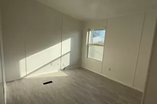 315 SE Aspen Dr, Aumsville, OR 97325 - Photo 8