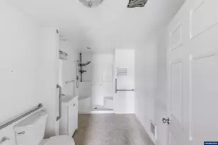 345 Stryker Rd, Independence, OR 97351 - Photo 24