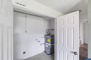 345 Stryker Rd, Independence, OR 97351 - Photo 26