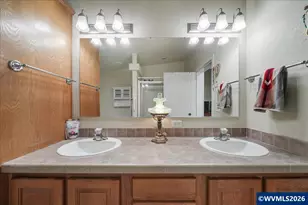 31780 Eastway St, Lebanon, OR 97355 - Photo 18
