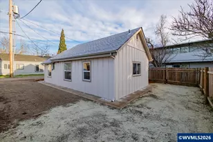 1111 1/2 2nd St, Salem, OR 97304 - Photo 26