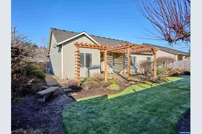 918 Pioneer Dr, Silverton, OR 97381 - Photo 30