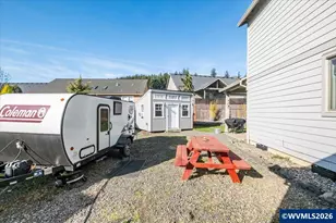 1473 Meadow Ave, Silverton, OR 97381 - Photo 36