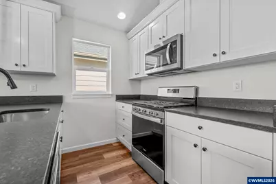 1850 SE Mulberry Av, Dallas, OR 97338 - Photo 8