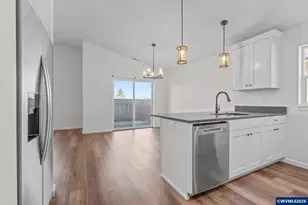 1850 SE Mulberry Ave, Dallas, OR 97338 - Photo 12