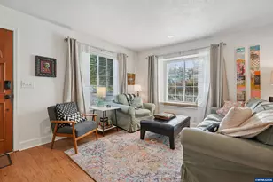 2055 Summer St SE, Salem, OR 97302 - Photo 8