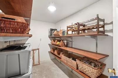 2055 Summer St SE, Salem, OR 97302 - Photo 34