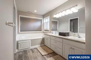 715 Shadowwood Lp N, Keizer, OR 97303 - Photo 26