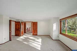 1755 NW Lewisburg Ave, Corvallis, OR 97330 - Photo 14