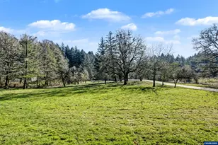 1755 NW Lewisburg Ave, Corvallis, OR 97330 - Photo 34