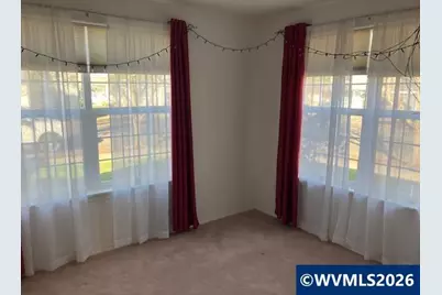 2846 Roanoke St, Woodburn, OR 97071 - Photo 16