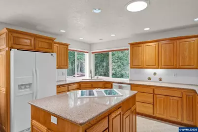 3475 Valley View Dr NW, Albany, OR 97321 - Photo 8