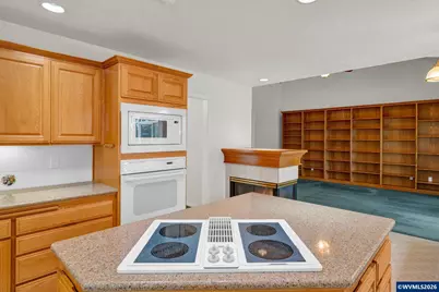 3475 Valley View Dr NW, Albany, OR 97321 - Photo 10