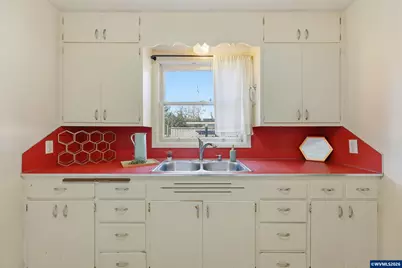 2435 Claude St, Salem, OR 97301 - Photo 12