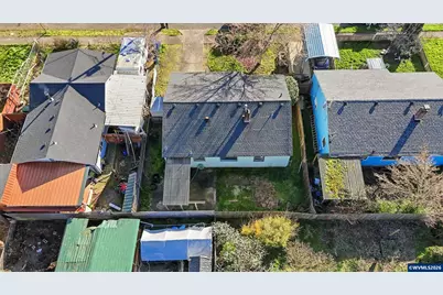 2435 Claude St, Salem, OR 97301 - Photo 30