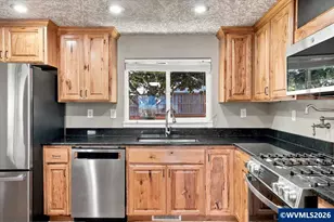 2305 Mosswood Ct S, Salem, OR 97306 - Photo 12