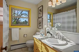 3030 Argyle Dr S, Salem, OR 97302 - Photo 22