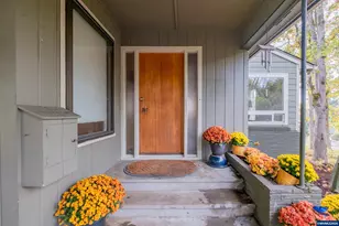 3030 Argyle Dr S, Salem, OR 97302 - Photo 2