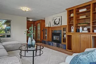 3030 Argyle Dr S, Salem, OR 97302 - Photo 4