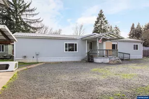 3372 Long St, Sweet Home, OR 97386 - Photo 4