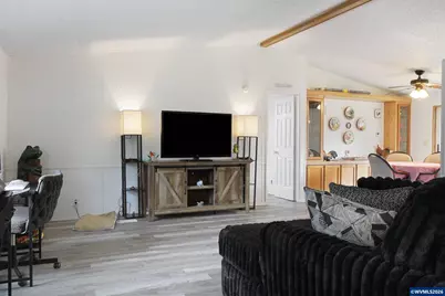 3372 Long St, Sweet Home, OR 97386 - Photo 8