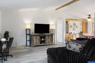 3372 Long St, Sweet Home, OR 97386 - Photo 8