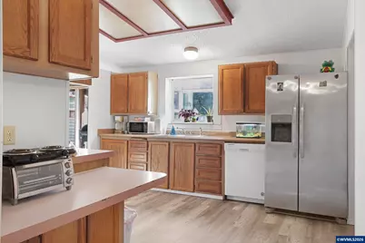 3372 Long St, Sweet Home, OR 97386 - Photo 18