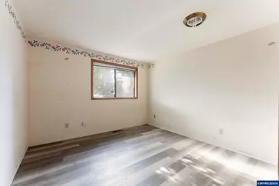 435 Gentle Av E, Monmouth, OR 97361 - Photo 8