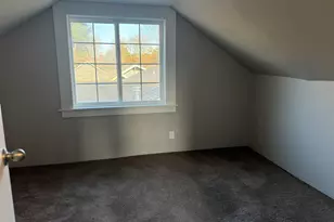 766 20th St NE, Salem, OR 97301 - Photo 18