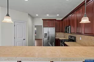 830 Limelight Ave NW, Salem, OR 97304 - Photo 12