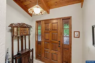 9855 Liberty Rd S, Salem, OR 97306 - Photo 12