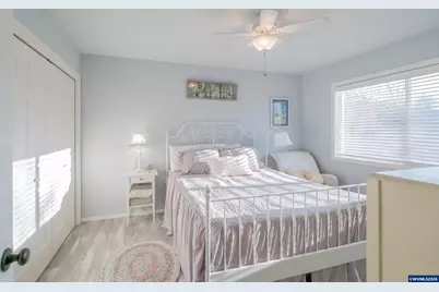 925 Scepter Ct NE, Salem, OR 97301 - Photo 24