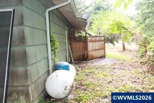 21620 Glaze Rd, Noti, OR 97461 - Photo 14