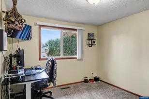 3860 Brooks Ave NE, Keizer, OR 97303 - Photo 16