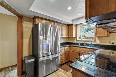 3860 Brooks Av NE, Keizer, OR 97303 - Photo 10