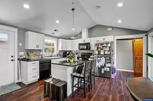 995 Garnet (-985) St NE, Salem, OR 97301 - Photo 34