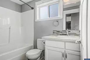 995 985 Garnet St NE, Salem, OR 97301 - Photo 18