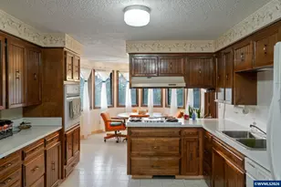 1650 Springhill Dr, Albany, OR 97321 - Photo 16