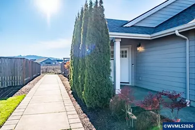 1721 SE Osoberry St, Dallas, OR 97338 - Photo 8