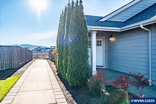 1721 SE Osoberry St, Dallas, OR 97338 - Photo 8