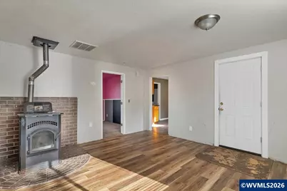 289 S 3rd St, Lebanon, OR 97355 - Photo 10