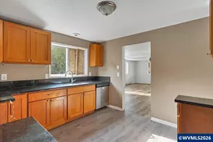 289 S 3rd St, Lebanon, OR 97355 - Photo 18