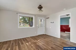 289 S 3rd St, Lebanon, OR 97355 - Photo 6