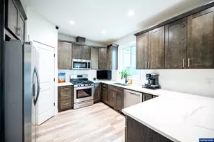 474 Browning Ave SE, Salem, OR 97302 - Photo 6