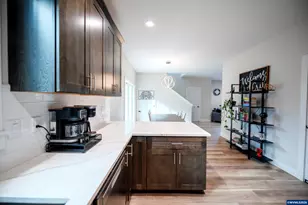 474 Browning Ave SE, Salem, OR 97302 - Photo 8