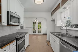 357 E Rose St, Lebanon, OR 97355 - Photo 8