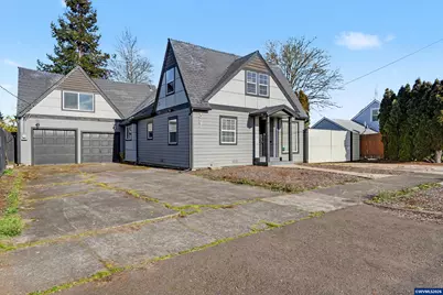 357 E Rose St, Lebanon, OR 97355 - Photo 2