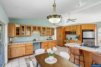 3717 NW 25th Av, Albany, OR 97321 - Photo 20