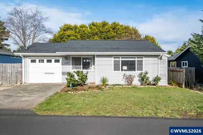 1109 SW 15th St, Lincoln City, OR 97367 - Photo 1