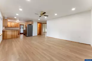 28130 Water Ln, Sweet Home, OR 97386 - Photo 4